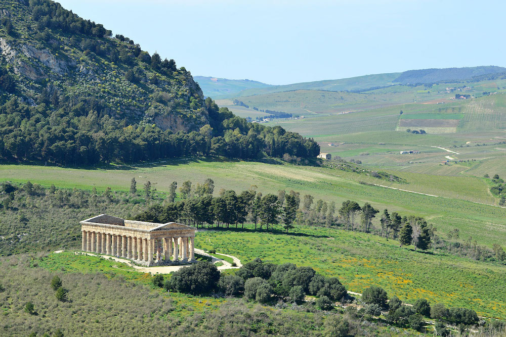 Doric temple of Segesta on the Scopello – Buseto Palizzolo stage